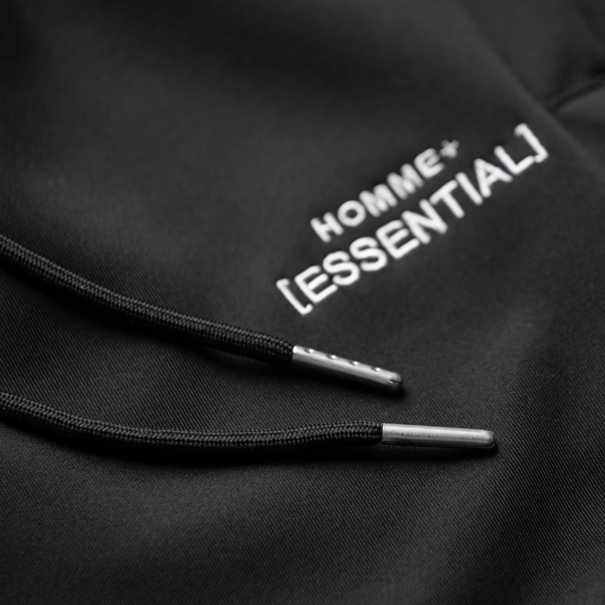 ESSENTIAL Trackpants