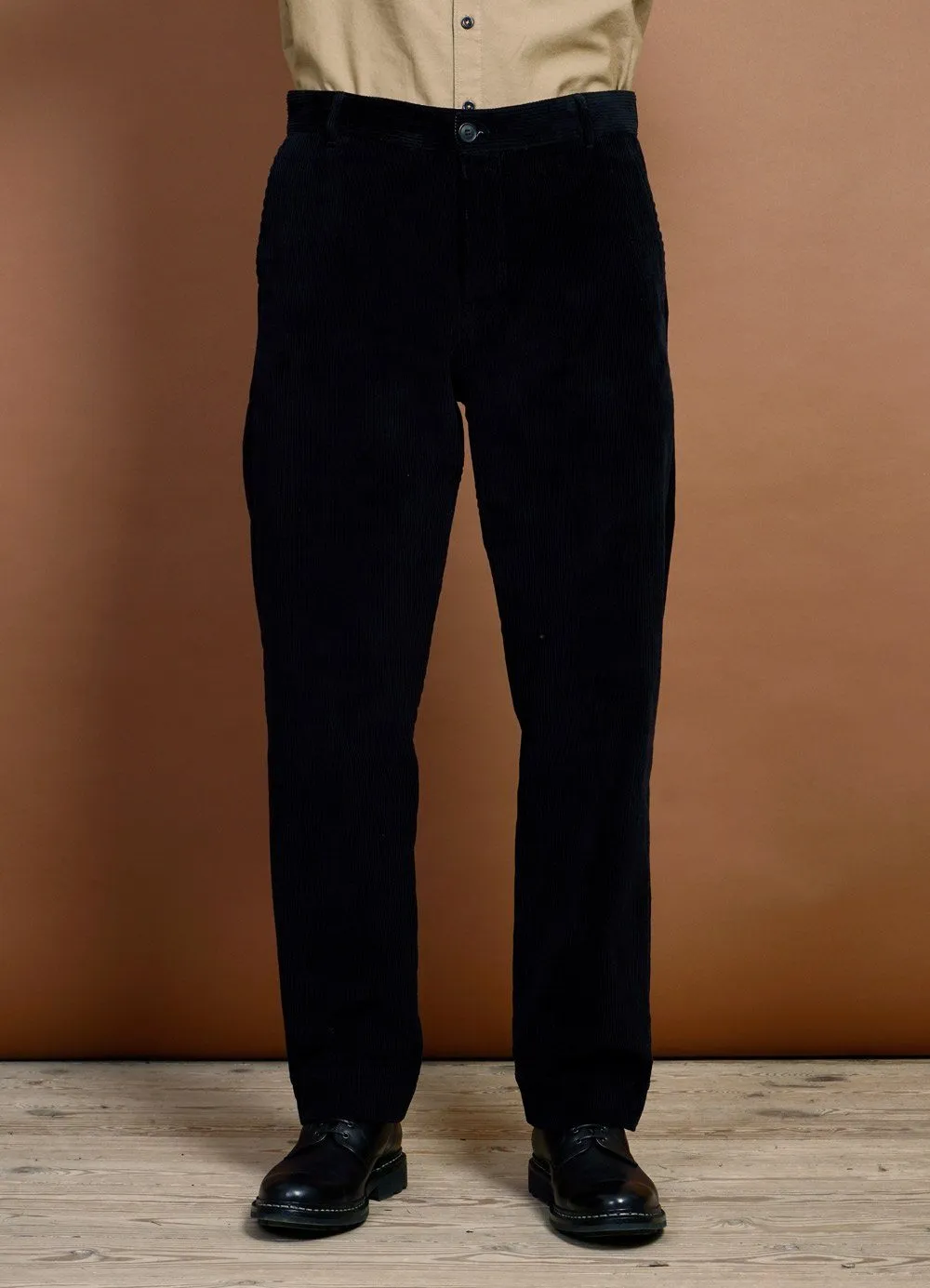 KEN | Wide Cut Trousers | Black