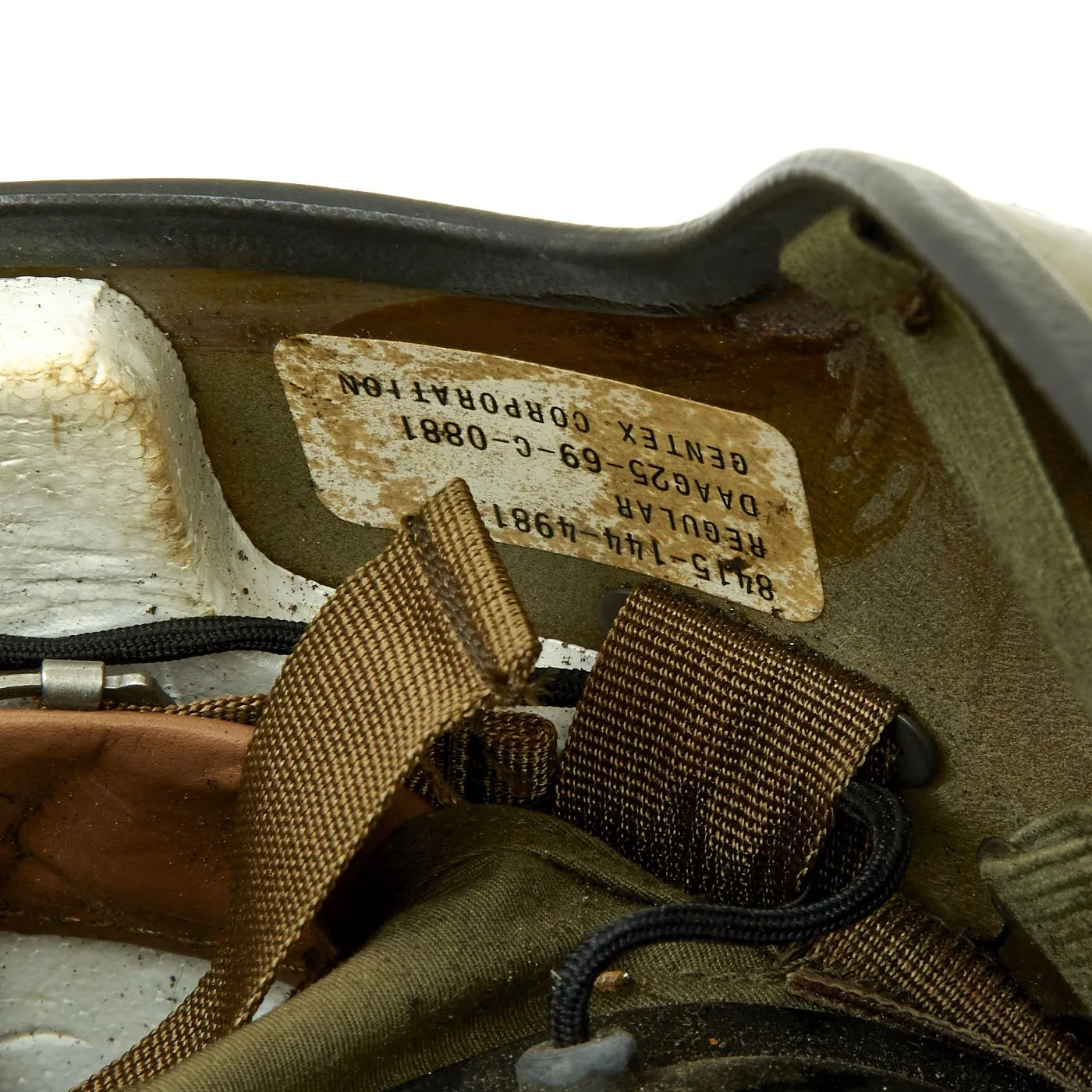 Original U.S. Vietnam War Helicopter Pilot Gentex SPH-4 Helmet with Carry Bag & Named 101st Airborne Jacket