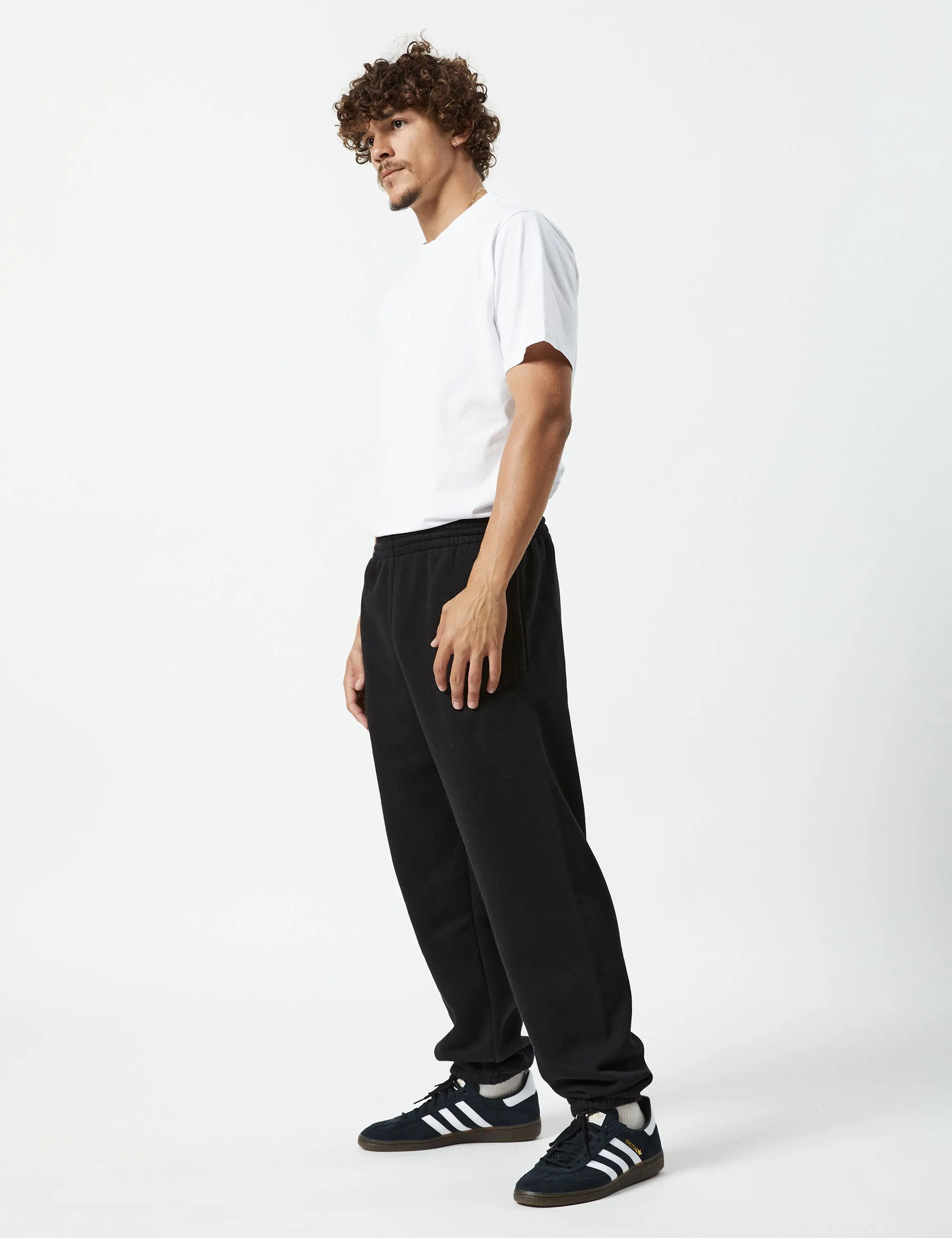 Simple Fleece Trackpant - Black