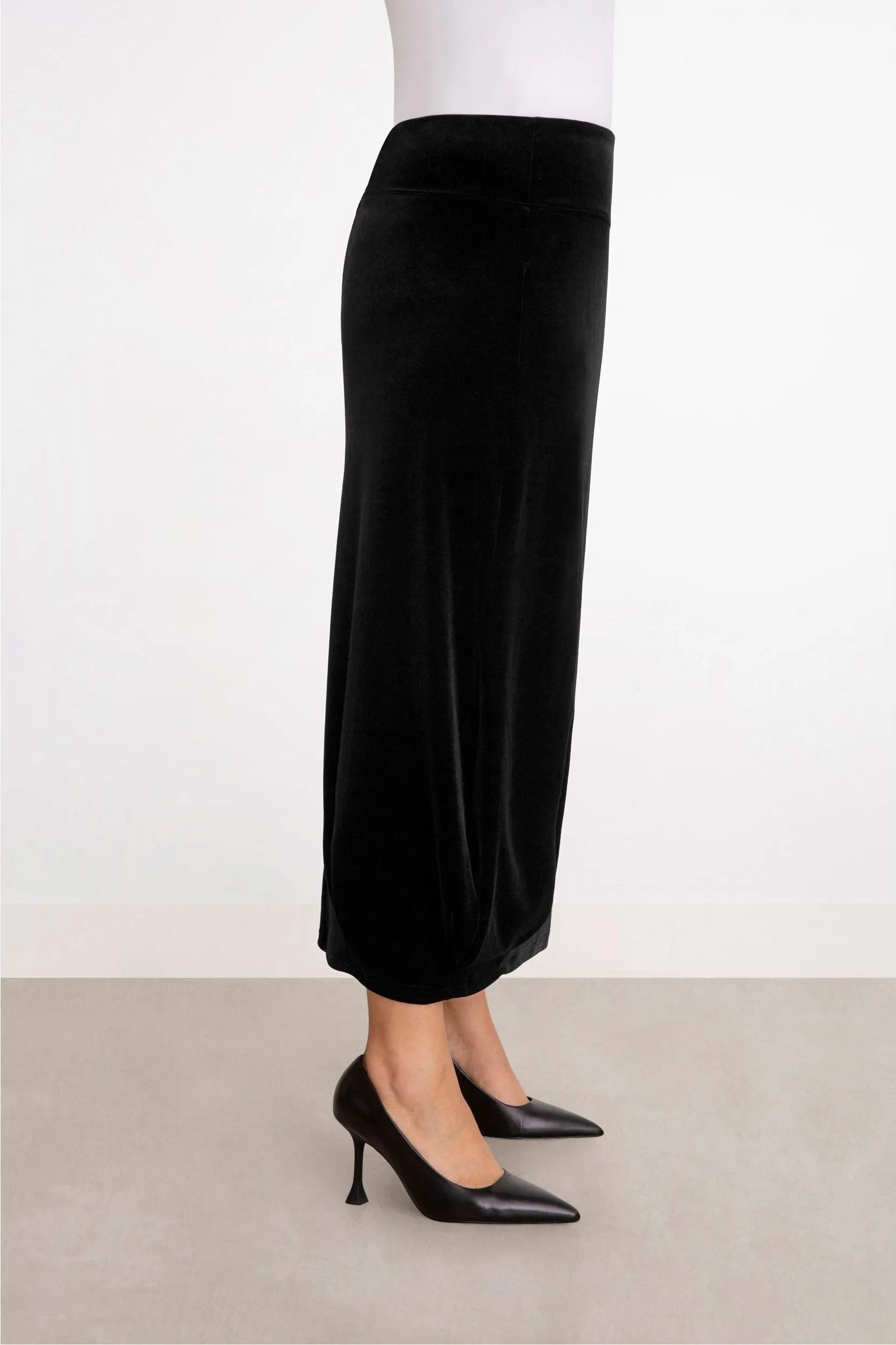 Sympli Savvy Velvet Pleat Hem Skirt - Style V3613