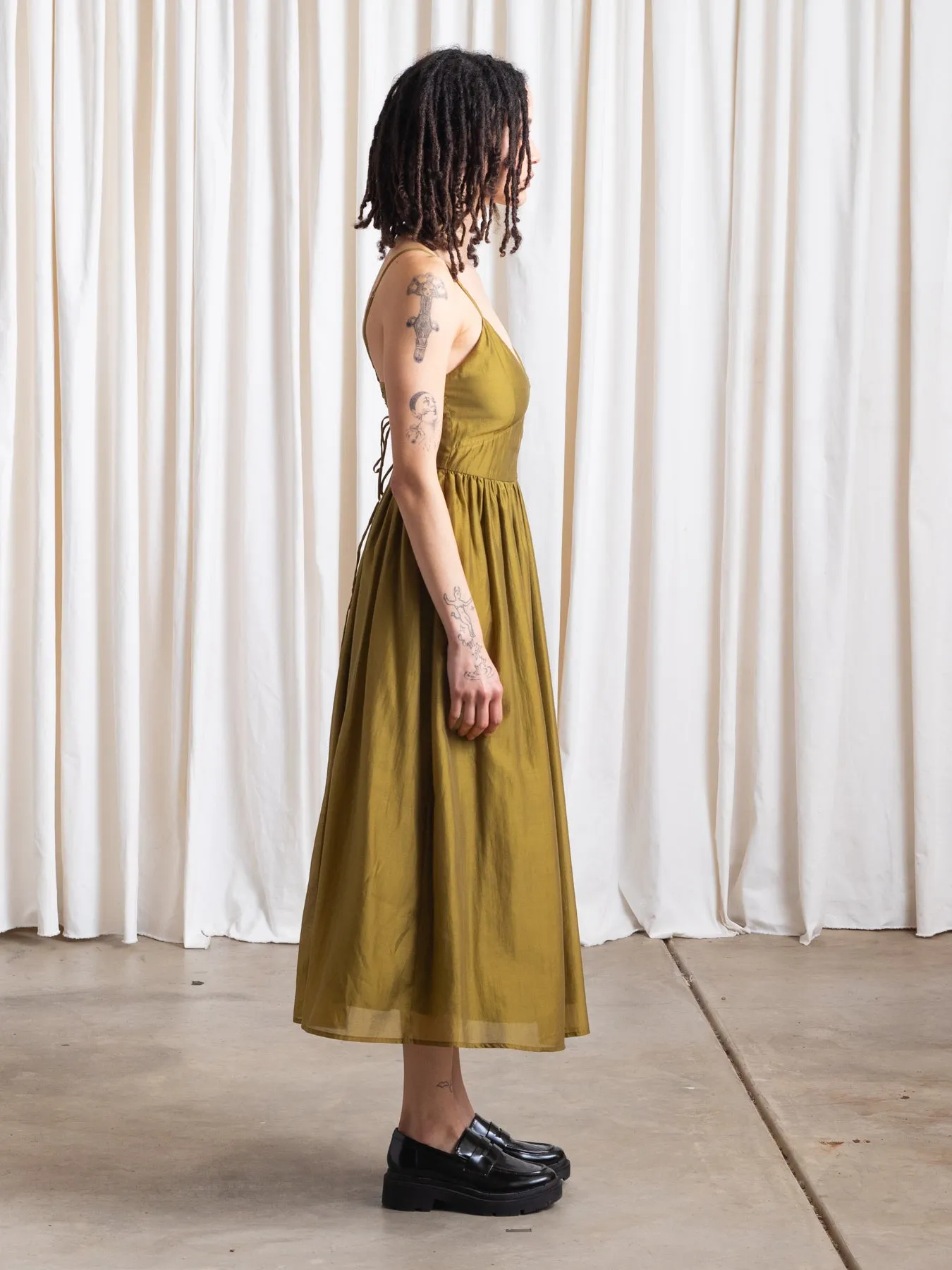 TIE BACK MIDI DRESS - BRIGHT OLIVE